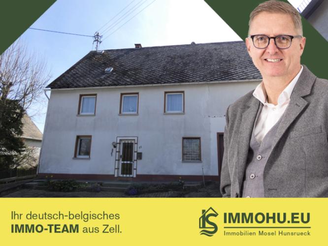 Single family home in need of modernization with large garden in Mittelstrimmig