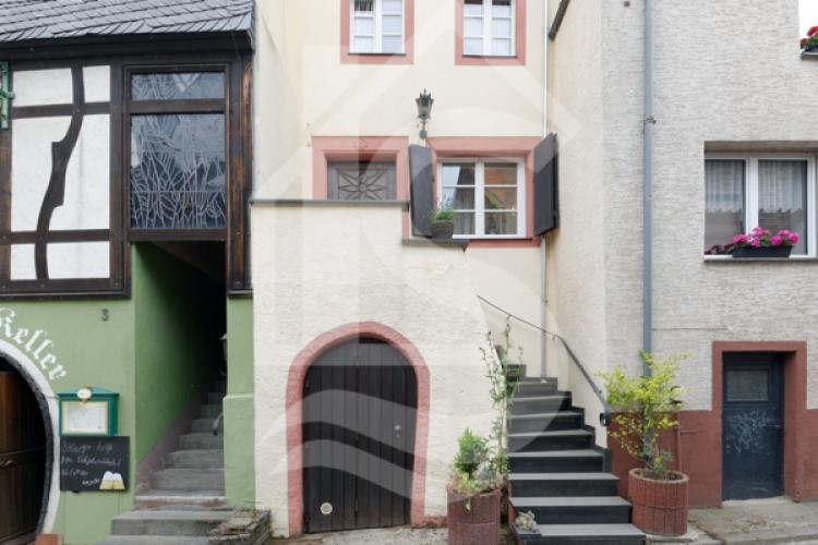 Easy-care holiday home with terrace in the heart of Lieser, near Bernkastel-Kues